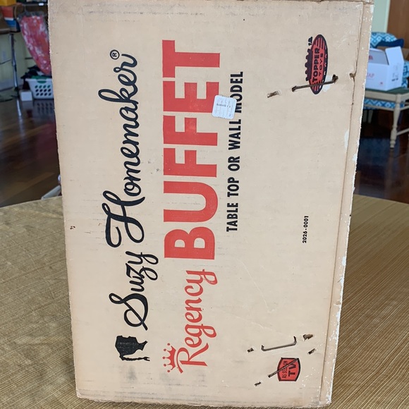 Suzy Homemaker Buffet Box - Picture 6 of 8
